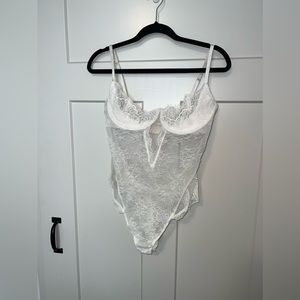 Victoria’s Secret White Lace Bodysuit. Size XL.